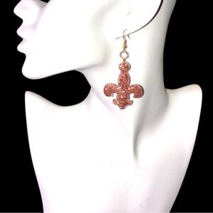 Fleur de Lis Drop Earrings Light Catching Copper Gold Bronze Amber NEW Boxed